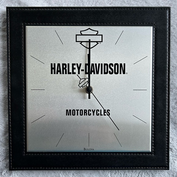 Harley Davidson by BULOVA Wall clock. - Picture 1 of 4